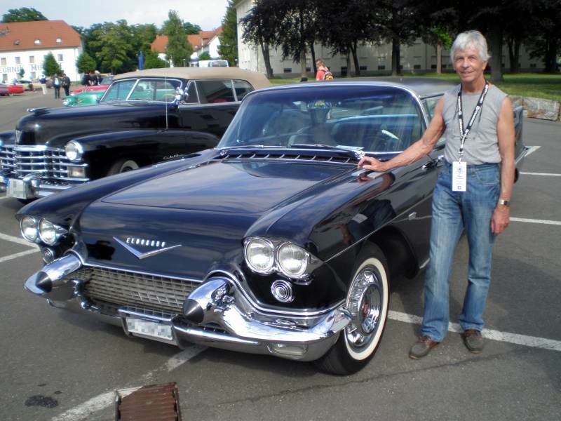 58 Brghm and Mr. Zimmermann from Switzerland winner of the best 50's award CLC.JPG - Best 47-59:1957 Cadillac Eldorado Brougham